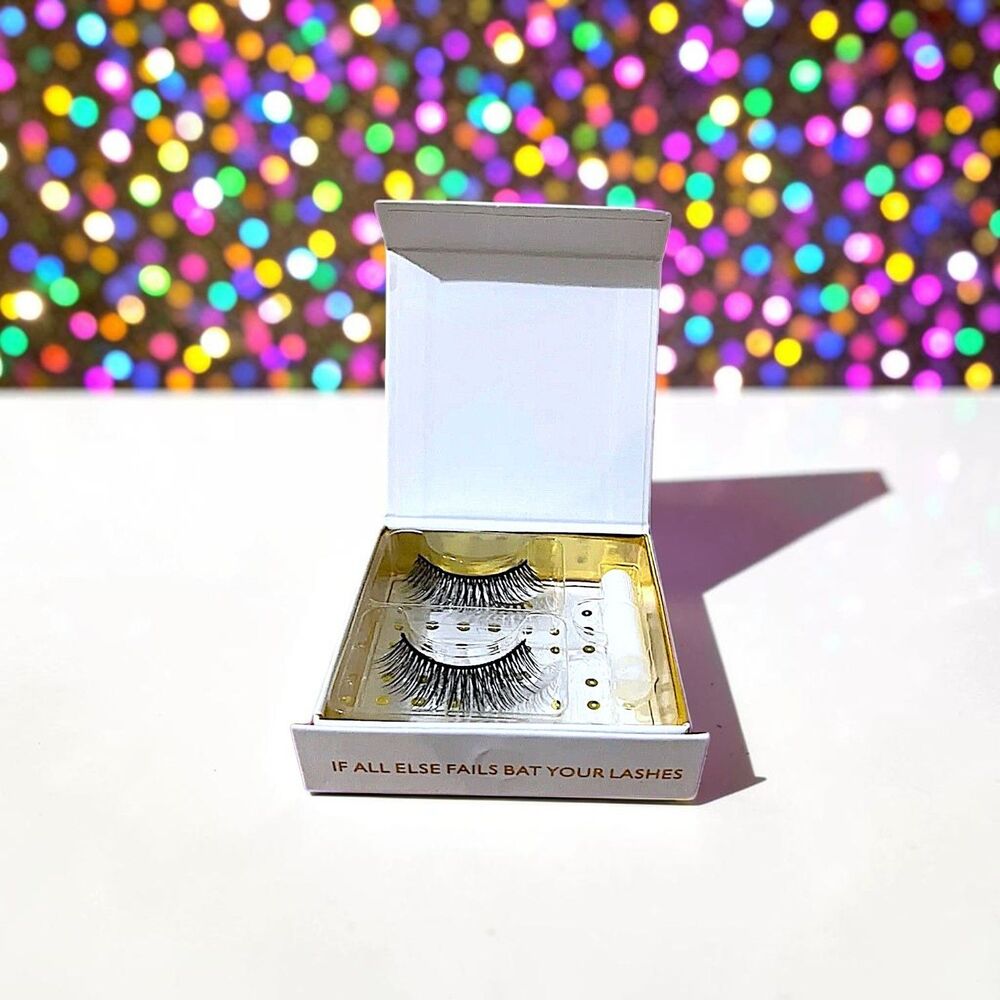 Battington Beauty Harlow Lashes with Mini Glue Brand New In Box MSRP $31